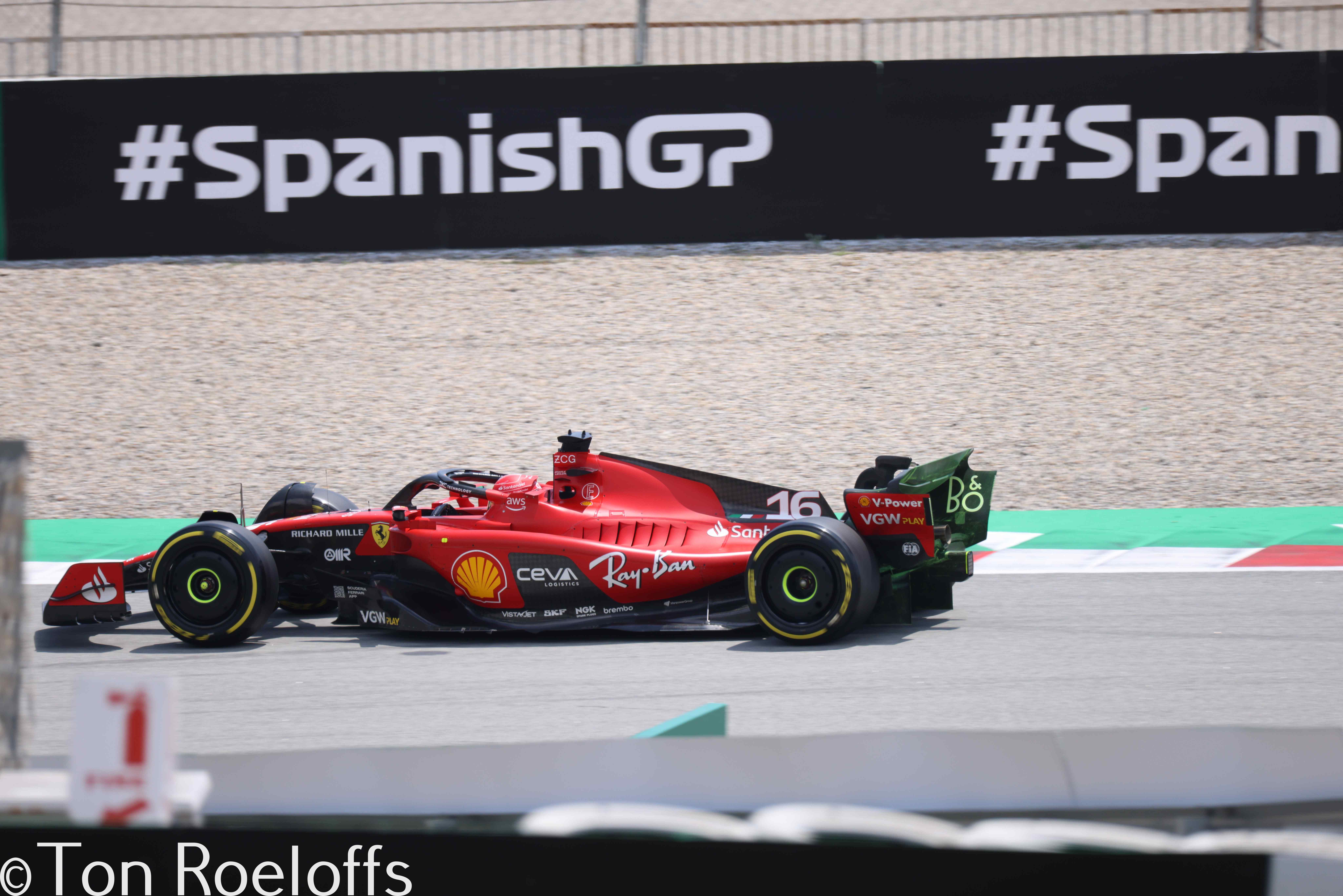 Vettel verremt zich